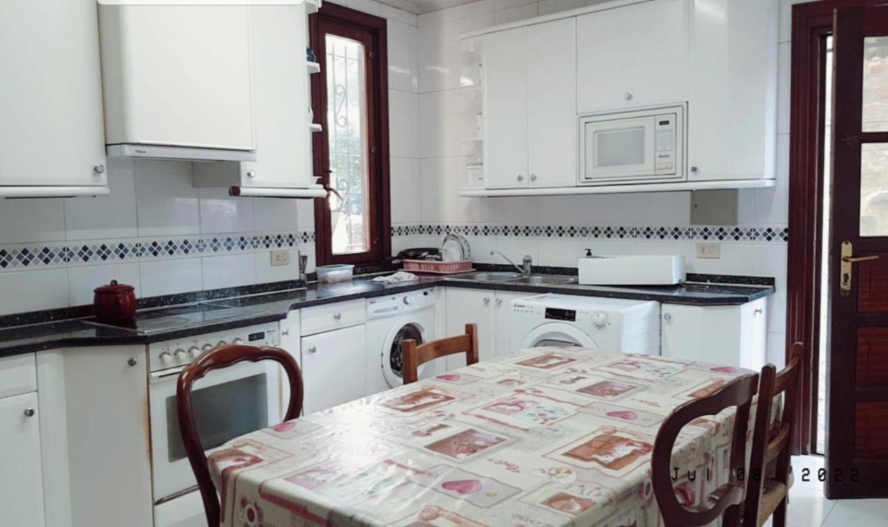 Tuul Etxea Apartment Galdakao Ngoại thất bức ảnh