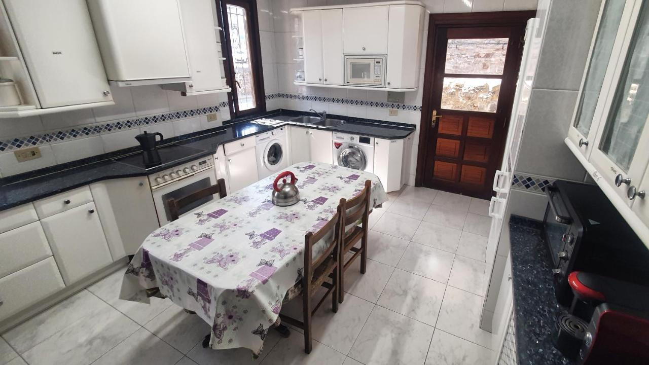 Tuul Etxea Apartment Galdakao Ngoại thất bức ảnh